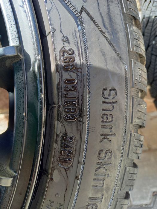 18' Barracuda Karizzma 5х114,3+зимни Unroyal Winter expert 235\45