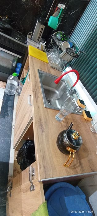 Kafe va fast food uchun oshxona mebel sotiladi