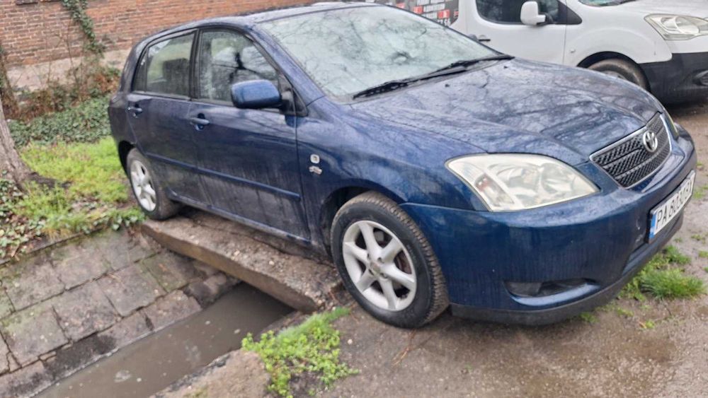 ТОЙОТА КОРОЛА 2.0 ДИЗЕЛ