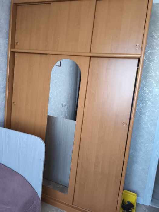 Продам шкаф-купе