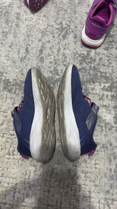 Продается кроссы adidas skechers 36 размер