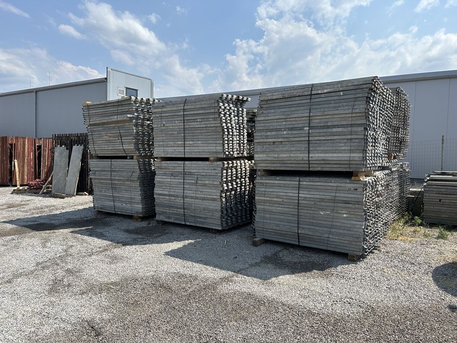 Италианско фасадно рамково скеле