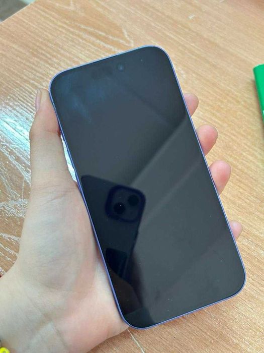 iPhone 16 в отличном состоянии продам срочно