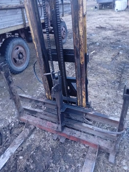 Продам Кару вилочный погрузчик