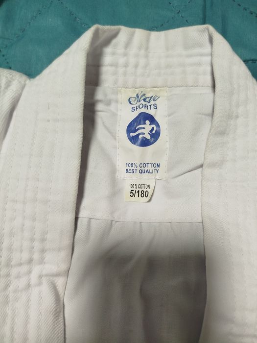 Продам кимоно в отличном состоянии