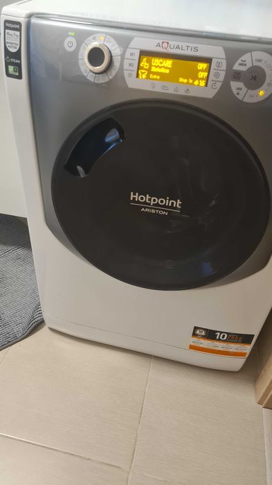 Masina de spalat rufe Hotpoint Ariston-Aqualtis 10 kg cu uscător