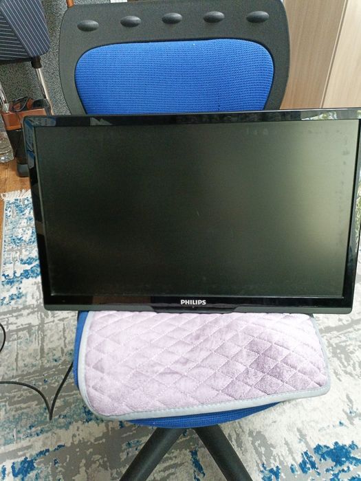 Монитор Philips 244E