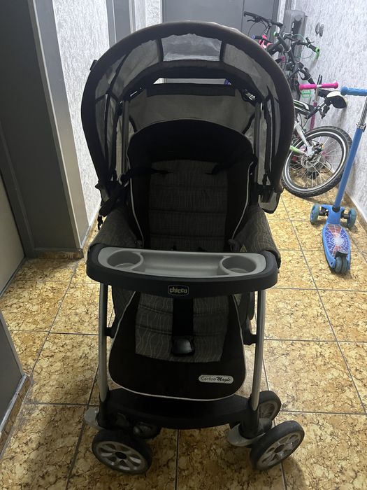 Продам коляску chicco