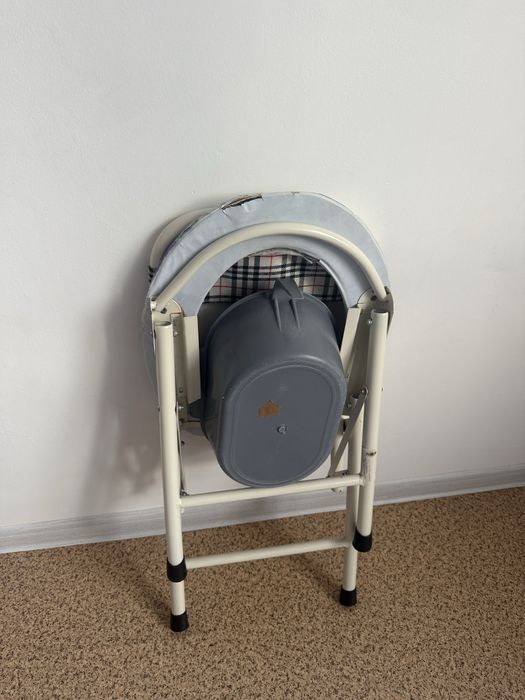 Стул туалет для пожилых/инвалидов