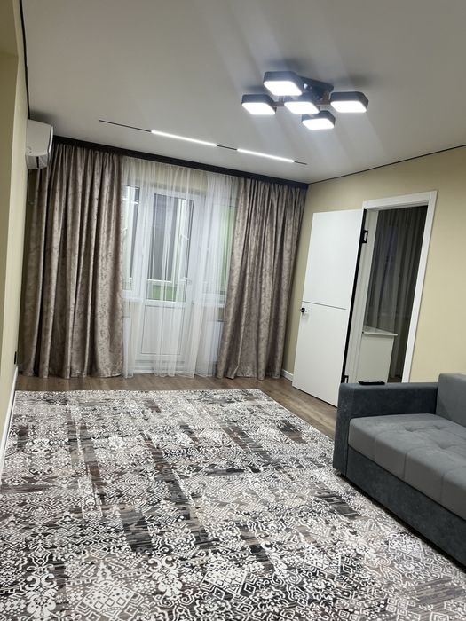 Сдам 2 ком квартиру класса люкс