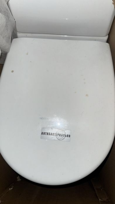 Продам унитаз в хорошем состоянии