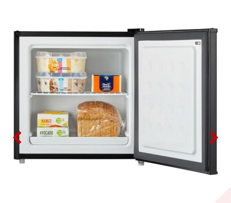 Нов!!! Мини фризер TOMADO- 31 литра  Черен