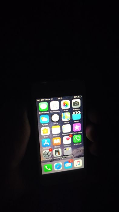 iPhone 5s 16gb с коробкой