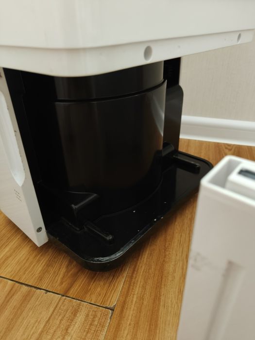 Продам Осушитель воздуха DEXP DH-30KGSO