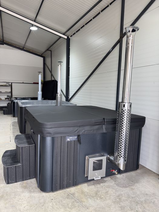 Ciubar patrat 2.2m x 2.2m