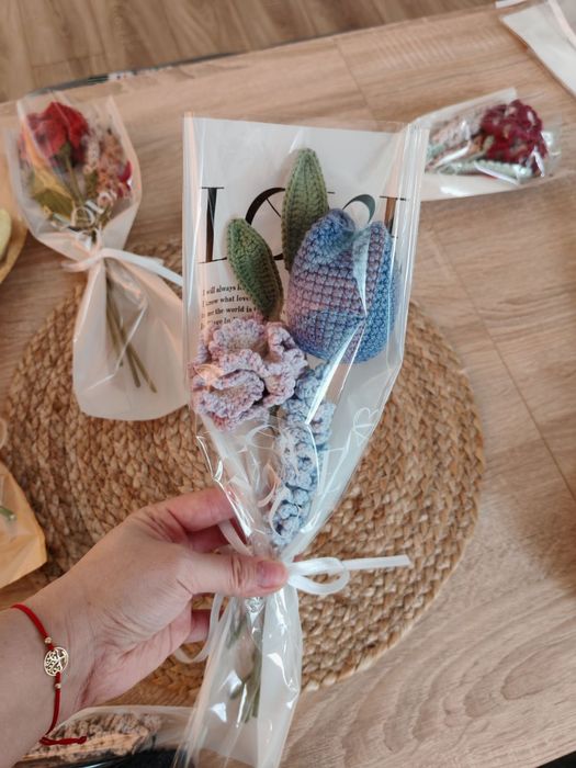 Ръчно изплетени цветя - Handmade flowers - За всякакви поводи - Ново