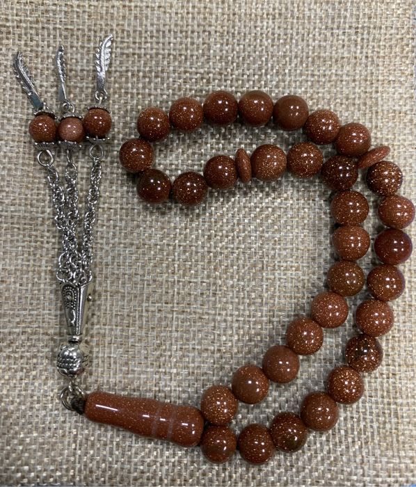 Четки с камнями