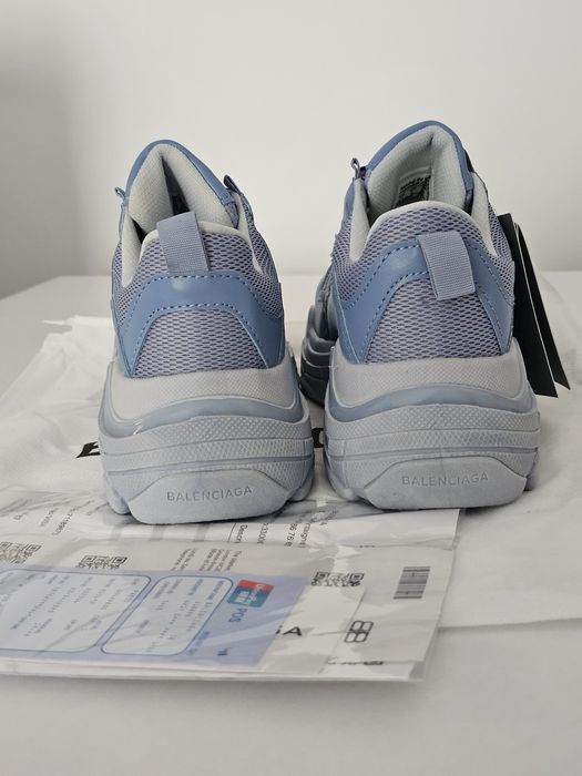 Adidași balenciaga triple s