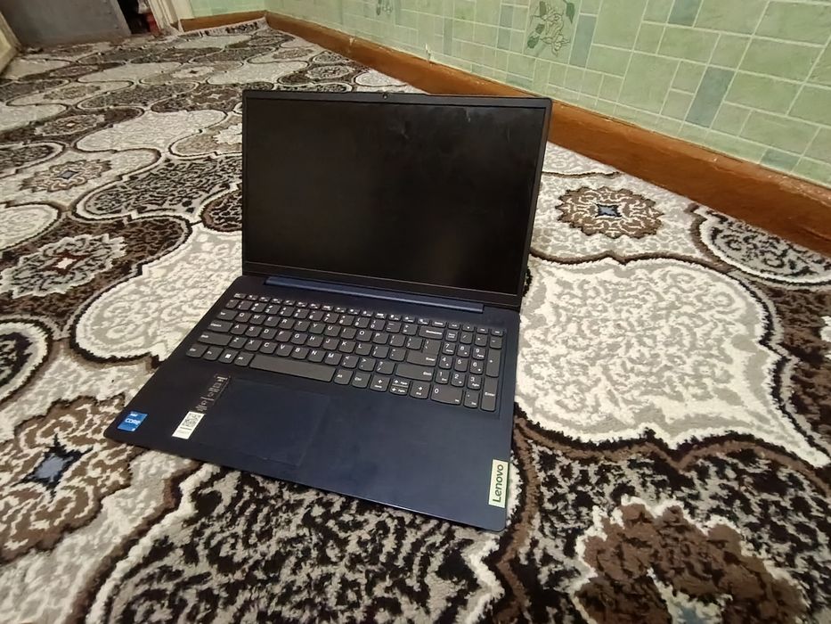 Noutbuk lenovo idea pad 3 skuterga obmen bor