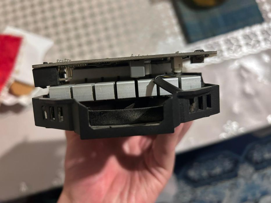 Видеокарта GTX 1050 TI 4GB