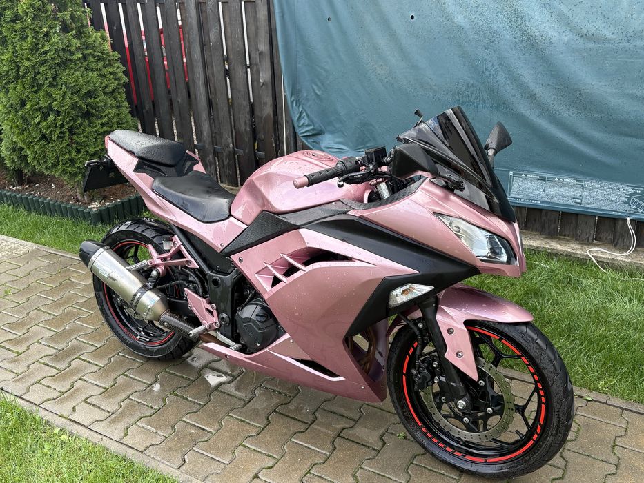 Kawasaki ninja ex 300 2014 foarte bun