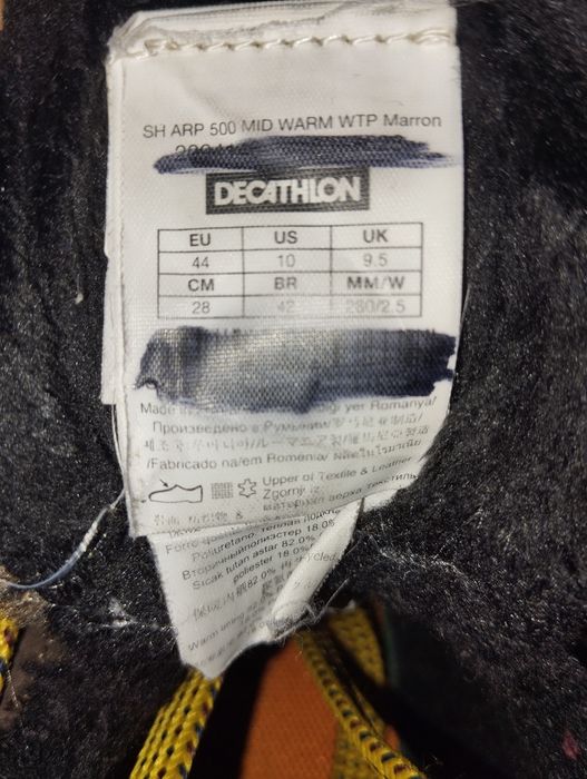 Bocanci Quechua maro