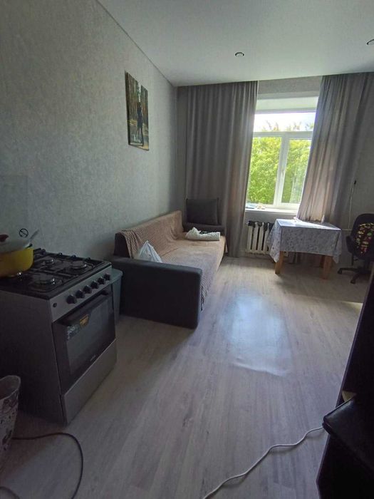 продам 2 х комнатную квартиру