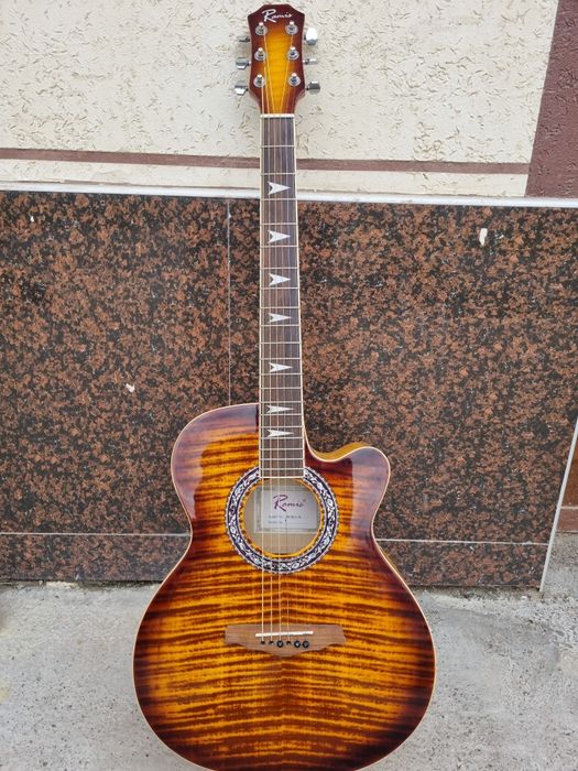 Gitara sotiladi  yaxshi