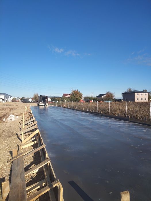 Pardoseli Industriale elicopterizate cu Cuart, turnare Finisare beton