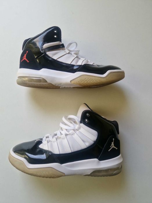Jordan Max Aura оригинални маратонки