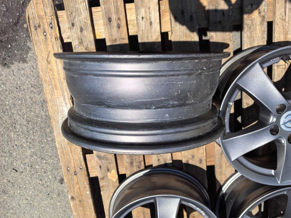 15 цола 5 х 105 мм ОПЕЛ Астра - 6 Инча / ЕТ 37