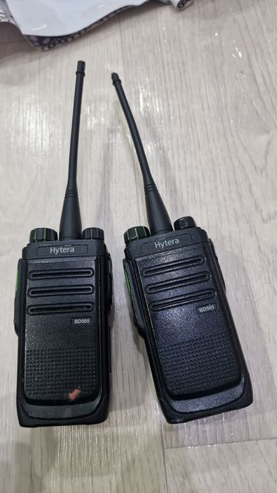 Рация Hytera BD505