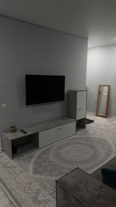 Сдается 2х комн квартира