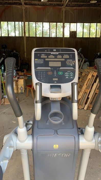 Precor AMT 100i - професионален