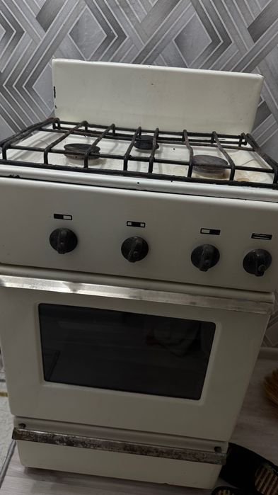 2 кровать,диван,газ