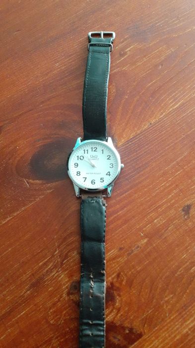 Продавам часовници