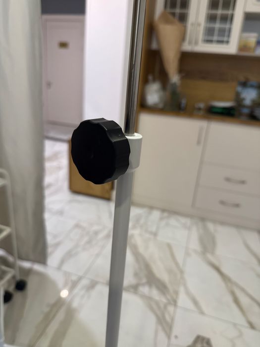 Штатив для капельниц