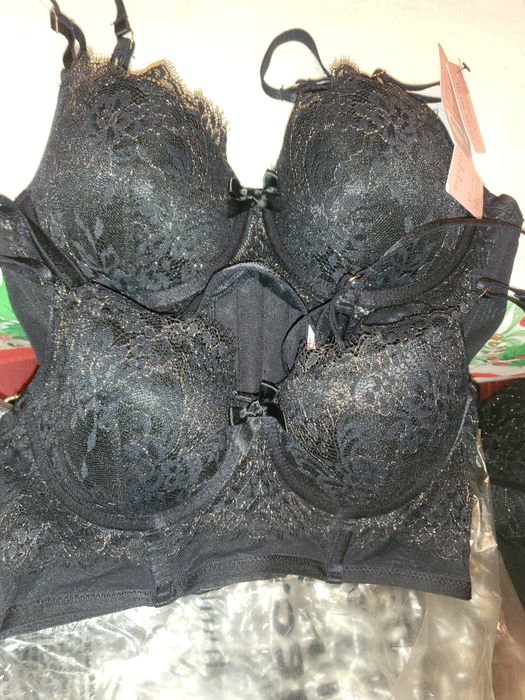 Сутиени чисто нови от Франция