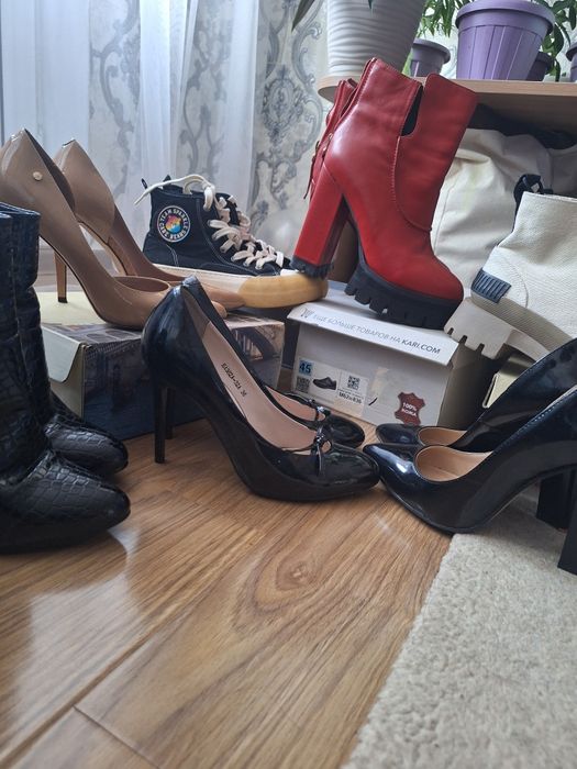 Продам  женский детский обувь