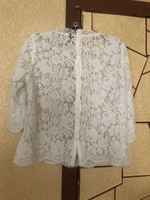 Блузка кружевная 46 разм