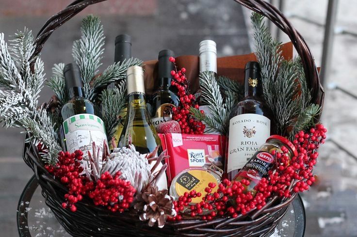 Новогодние корзины . Подарки. Корпоративные подарки