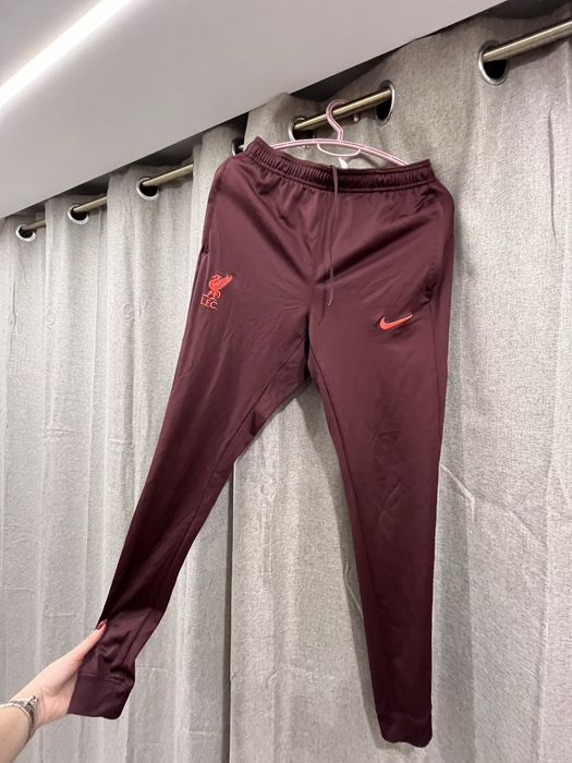 Оригинален анцуг на найк L.F.C.