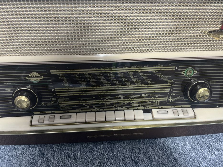 Vând Radio Vintage Nordmende Othello Stereo ‘60, funcțional, Germania