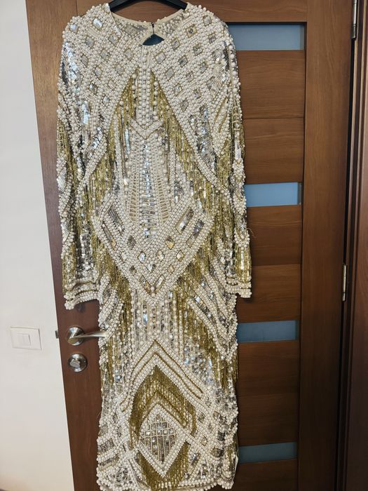 Rochie foarte elegantă!