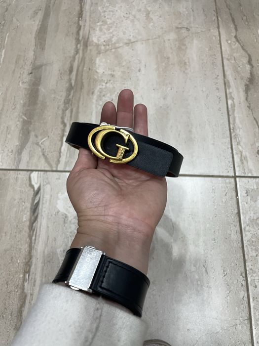 Оригинален колан guess