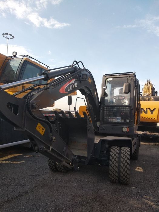 Экскаватор 75талик АВТОМАТ