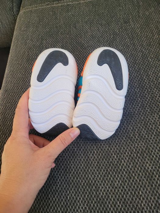 Nike copii foarte frumoși