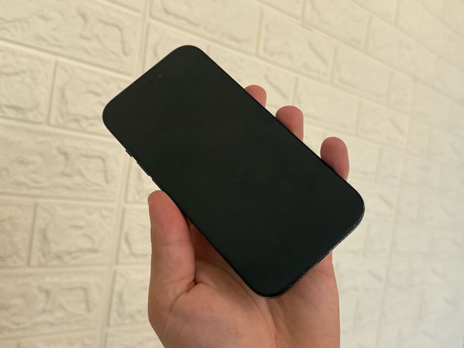 iPhone 15  128gb