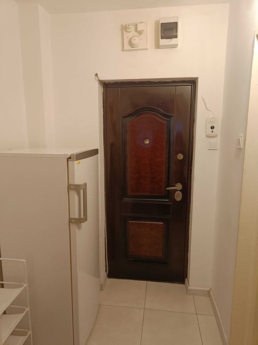 Garsoniera de inchiriat Costin Georgian