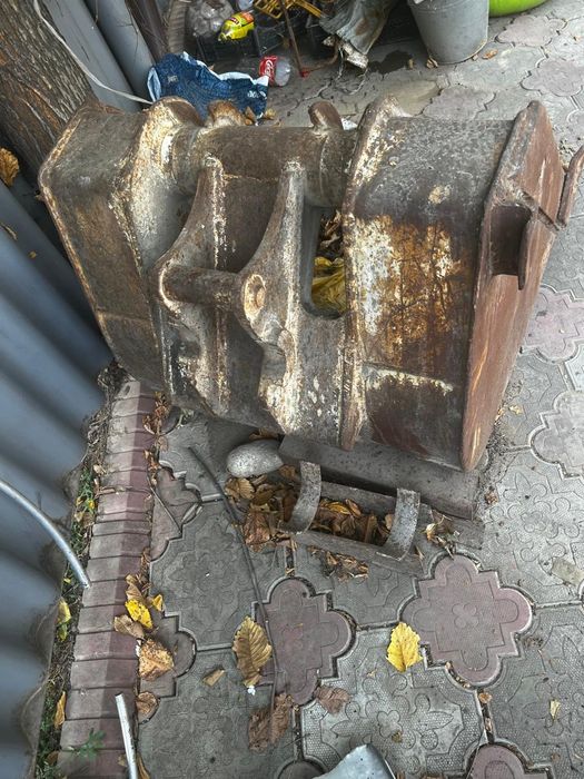 Продаю ковш экскаватора.